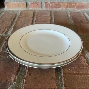 Vtg Royal Doulton English Fine Bone China Signet Bread Plates Set of 2